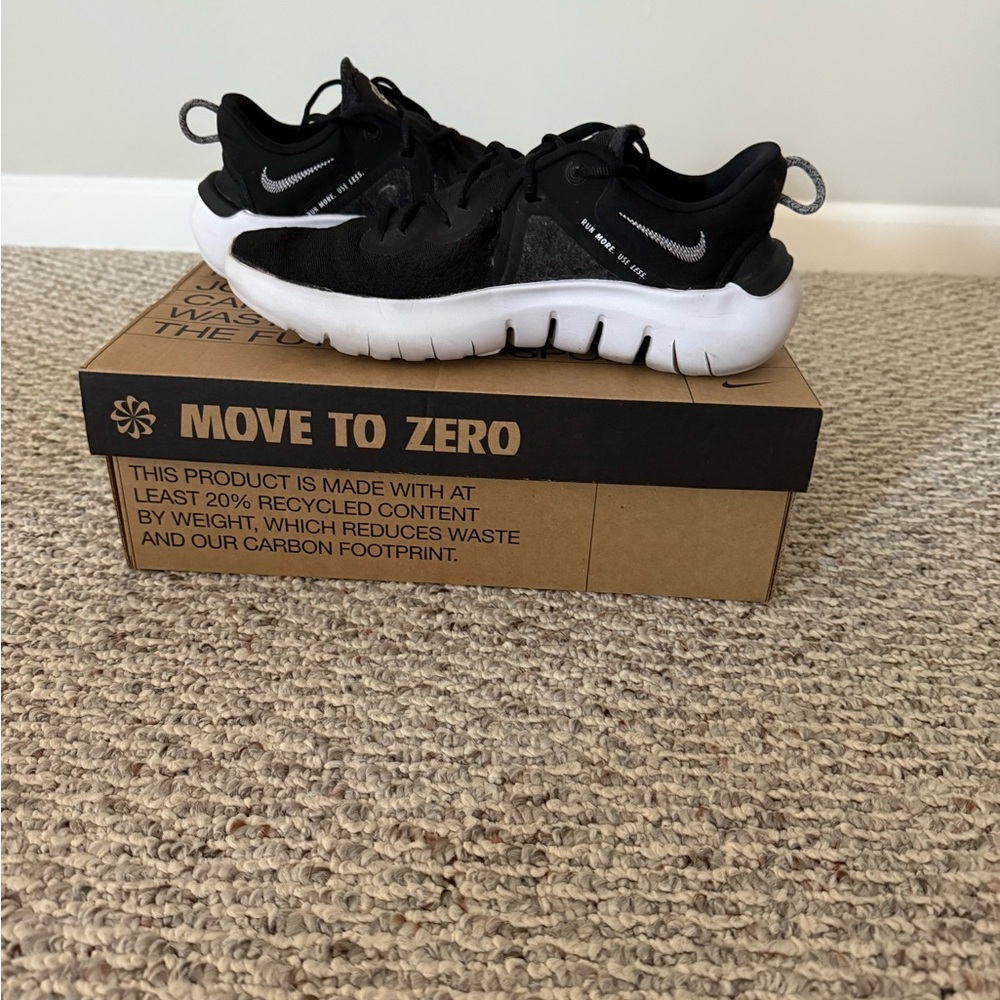 Women’s Nike Flex 2021 RN